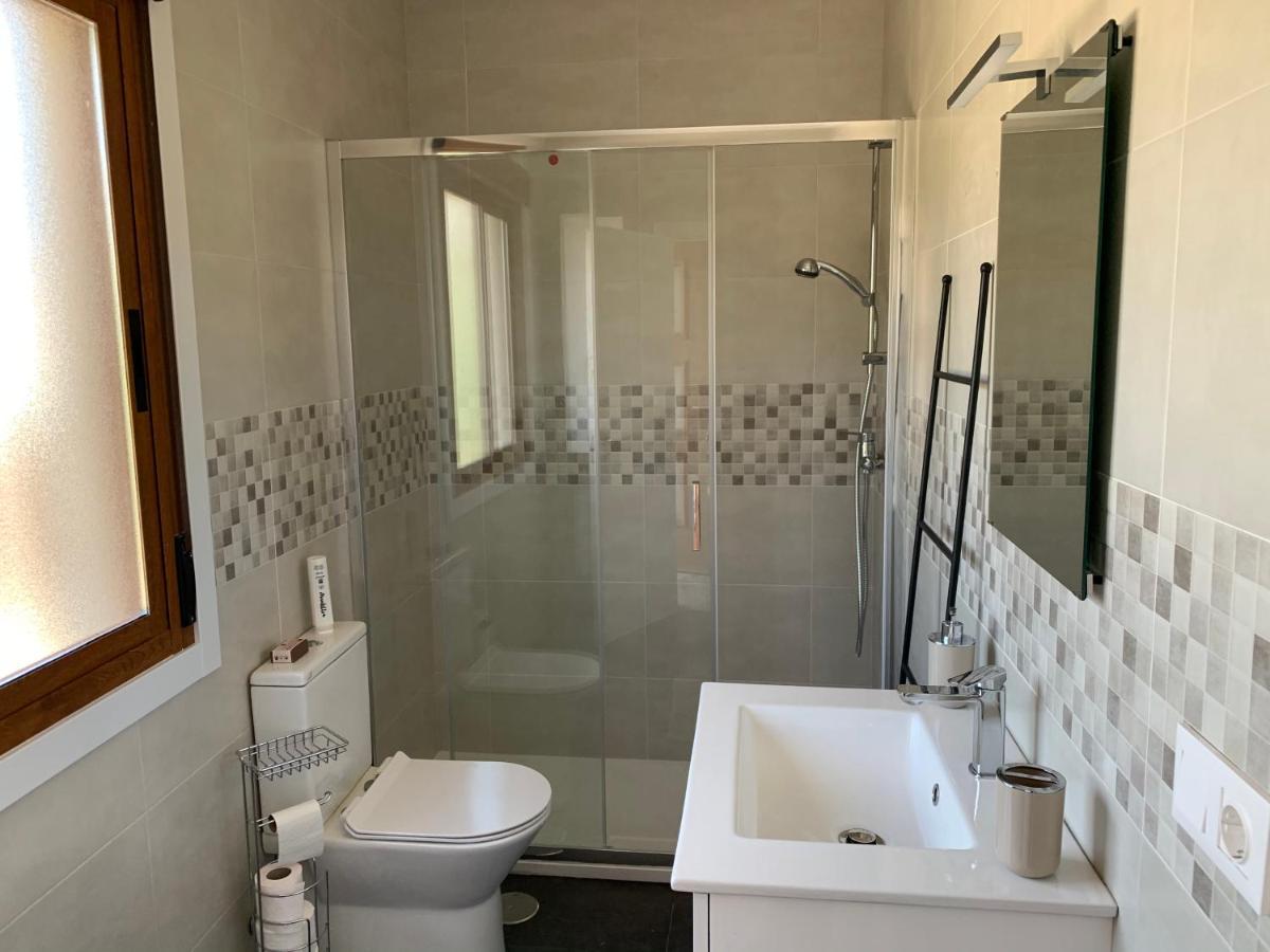 A Casa Vermella Con Jardin A 10 Minutos De Santiago De Compostela Διαμέρισμα Ortono Εξωτερικό φωτογραφία