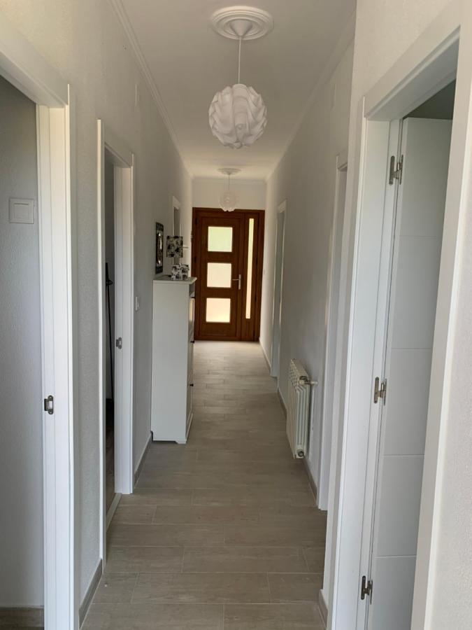 A Casa Vermella Con Jardin A 10 Minutos De Santiago De Compostela Διαμέρισμα Ortono Εξωτερικό φωτογραφία