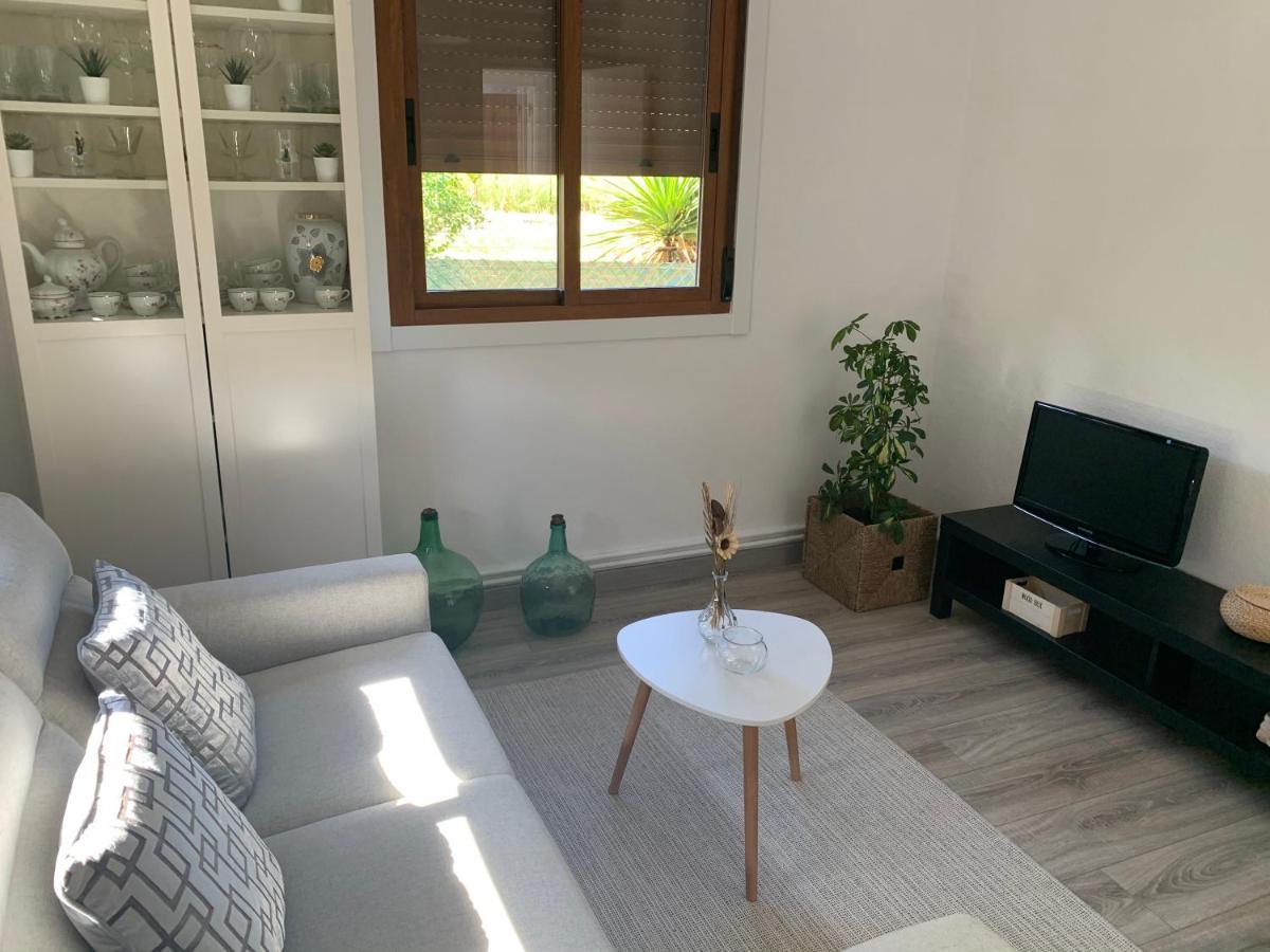 A Casa Vermella Con Jardin A 10 Minutos De Santiago De Compostela Διαμέρισμα Ortono Εξωτερικό φωτογραφία