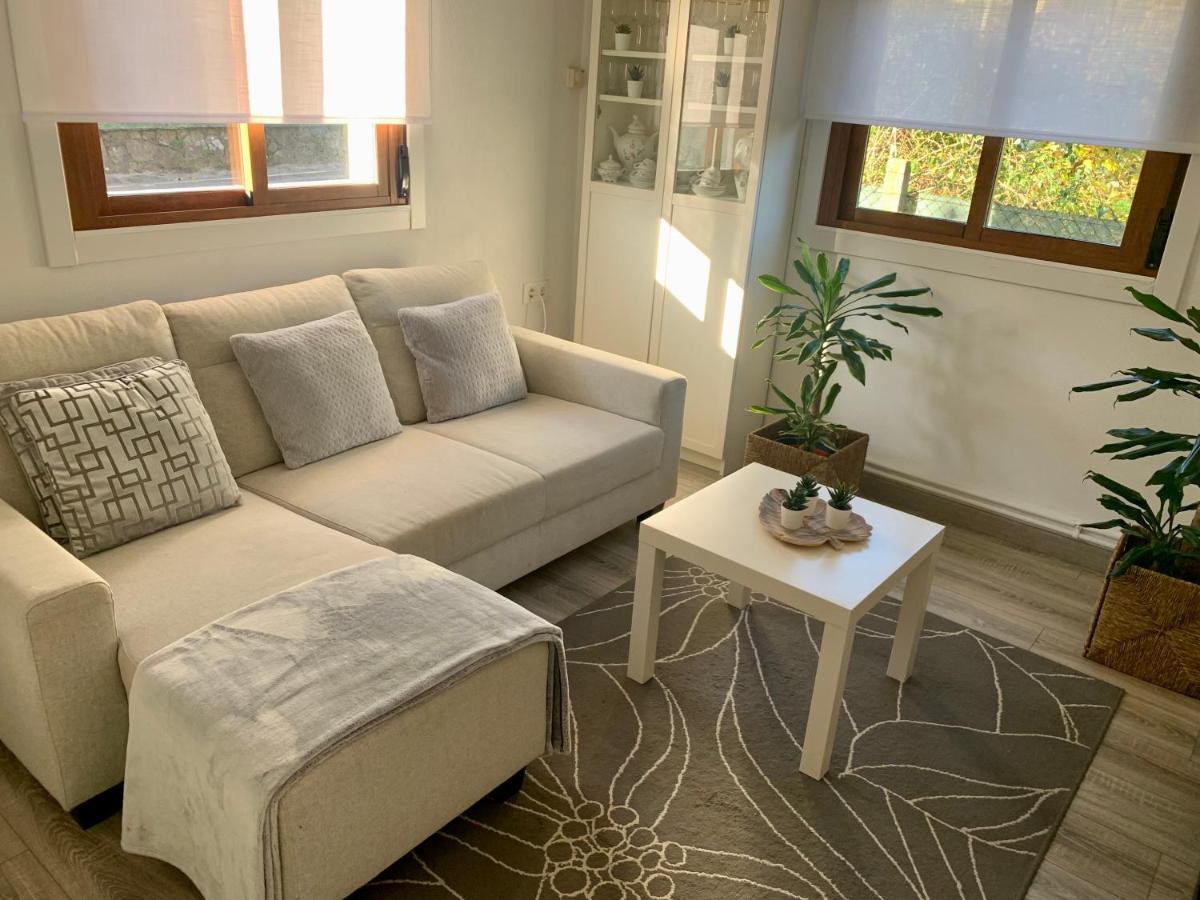 A Casa Vermella Con Jardin A 10 Minutos De Santiago De Compostela Διαμέρισμα Ortono Εξωτερικό φωτογραφία
